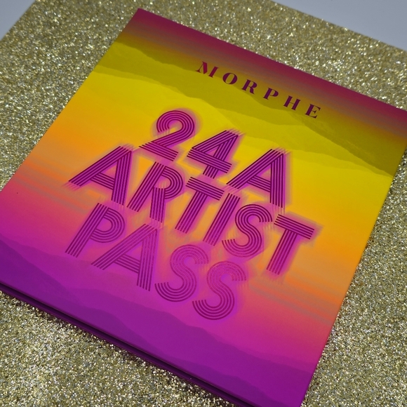 Morphe x Saweetie 24A Artist Pass Artistry Eyeshadow Palette - Picture 2 of 7